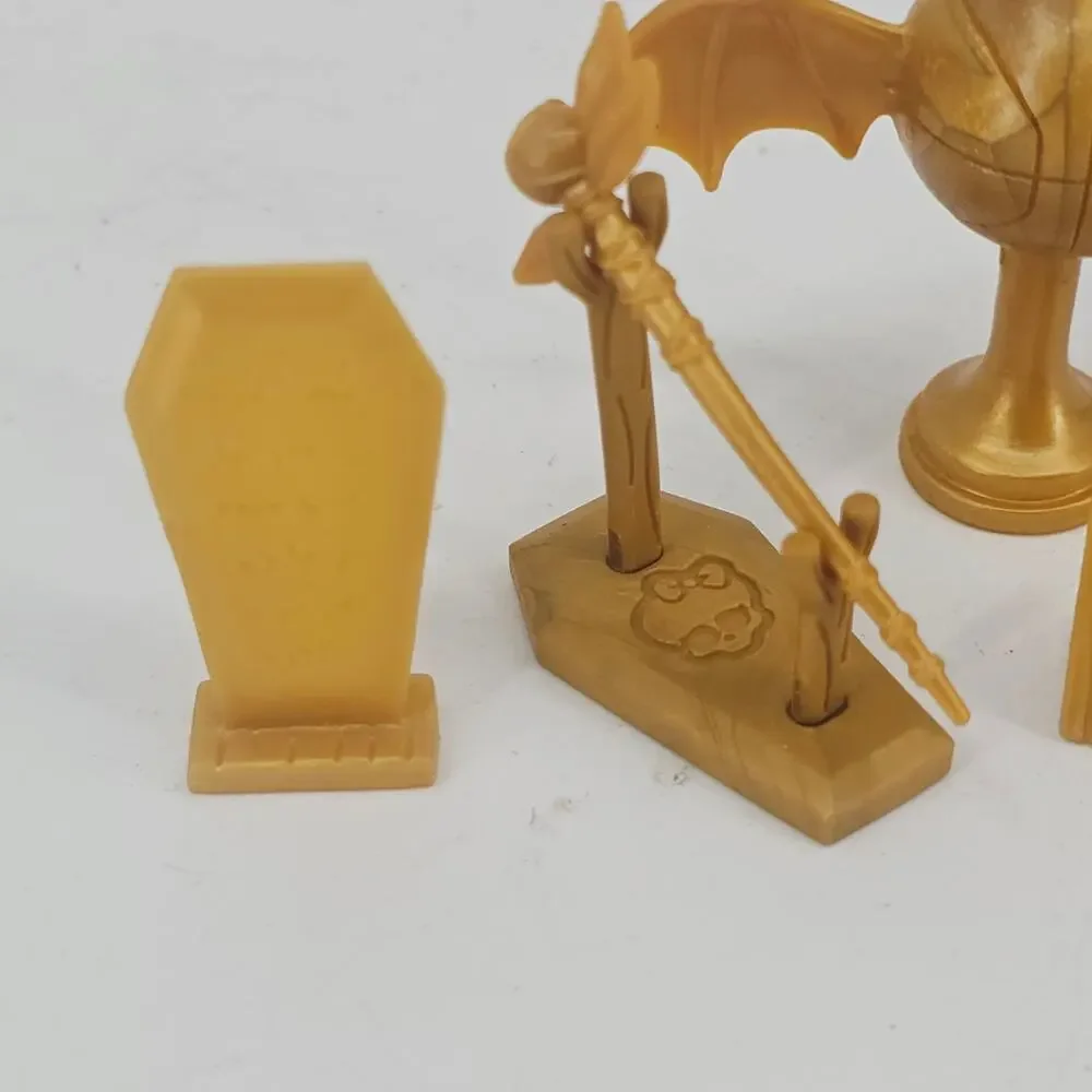 Lot of 4 Monster High High School playset Goldtone Accesories casketball trophy